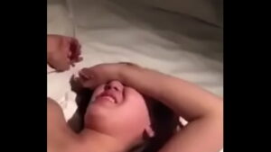 Làm tình với con vợ dâm